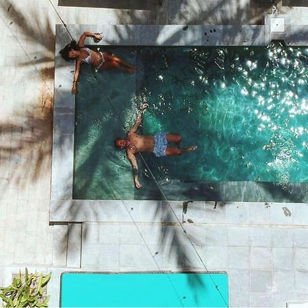 Albergue LoTide Surf Camp Kuta  Exterior foto